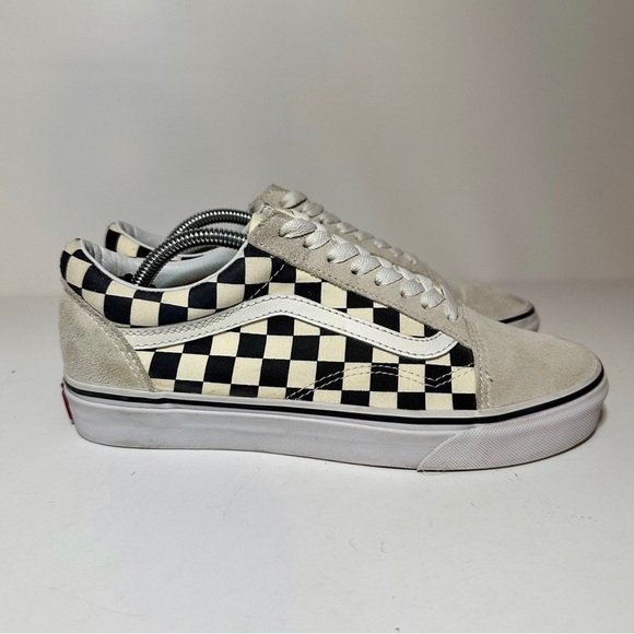 VANS Old Skool Checkerboard White Black Shoes Womens size 8 Suede (199 Box 24) - Picture 1 of 9